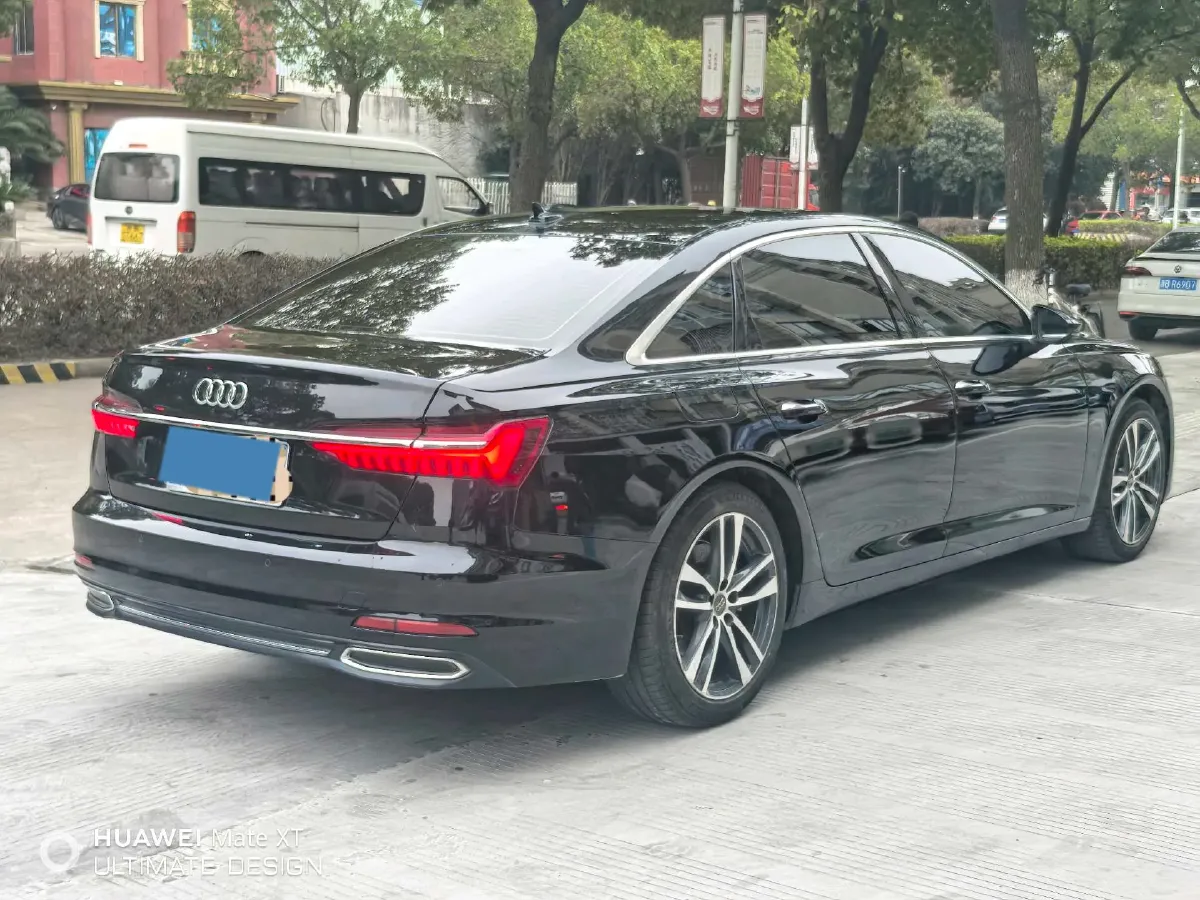 2021 Audi A6L 2.0T 190HP L4 7DCT,autocango,china used car exporter,china ev exporter,chinese used car exporter,chinese used ev exporter
