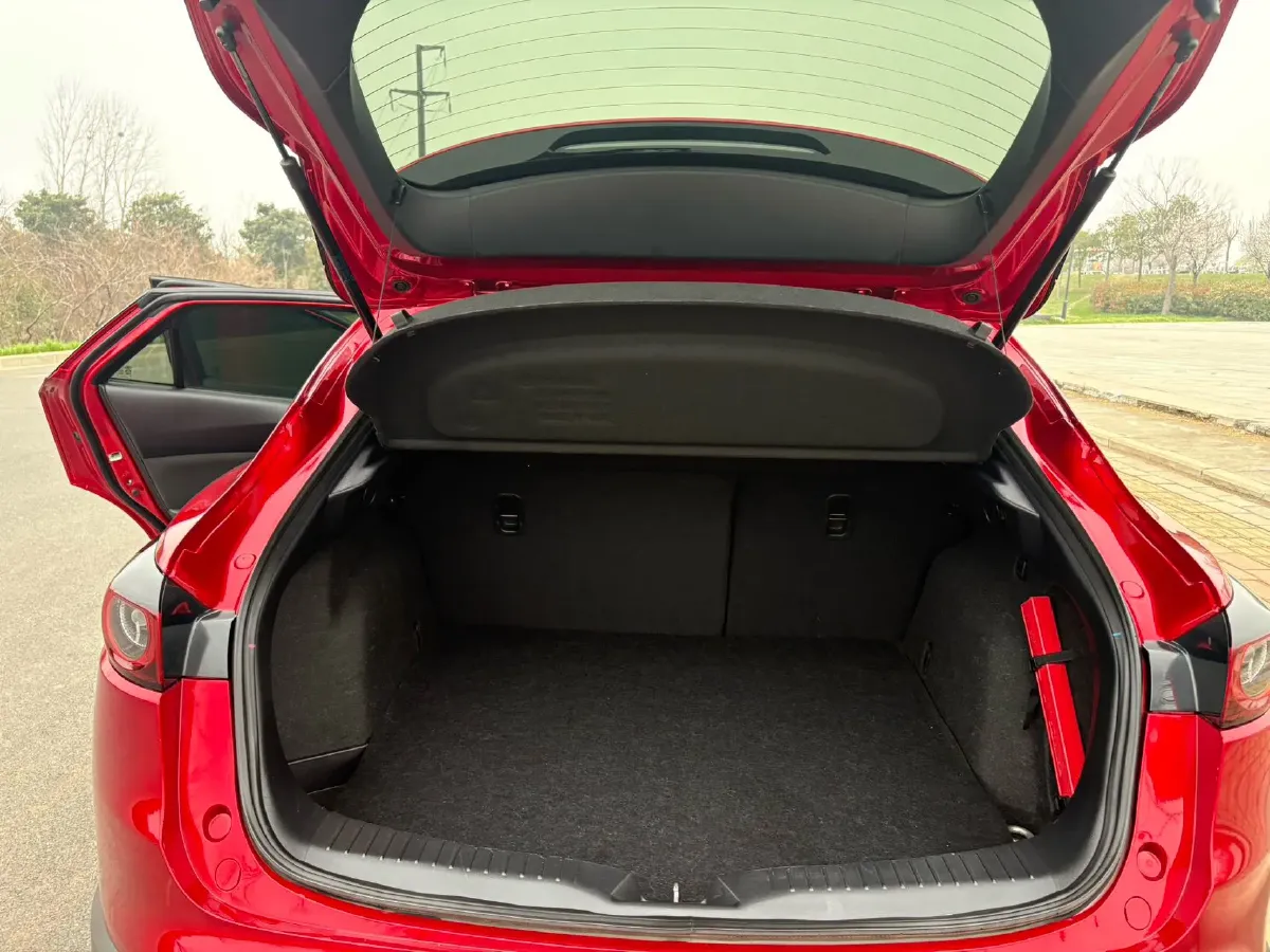 2021 Mazda CX-4 2.0L 158HP L4 6AT,autocango,china used car exporter,china ev exporter,chinese used car exporter,chinese used ev exporter