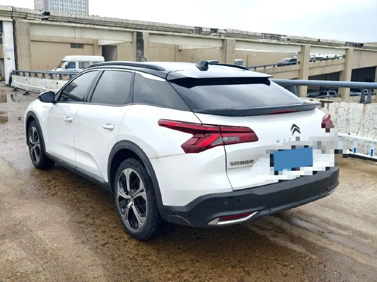2022 Citroen C5 X 1.6T 175HP L4 8AT,autocango,china used car exporter,china ev exporter,chinese used car exporter,chinese used ev exporter