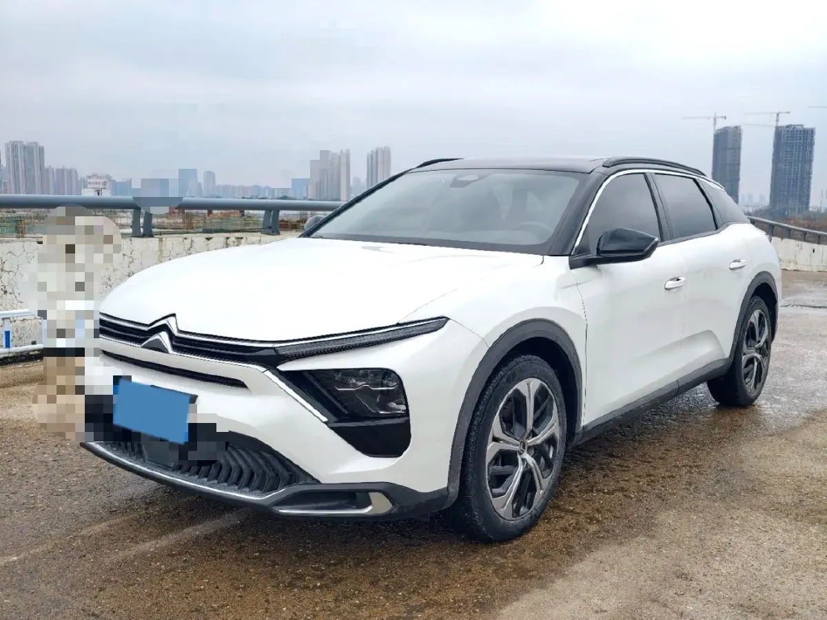 2022 Citroen C5 X 1.6T 175HP L4 8AT,autocango,china used car exporter,china ev exporter,chinese used car exporter,chinese used ev exporter