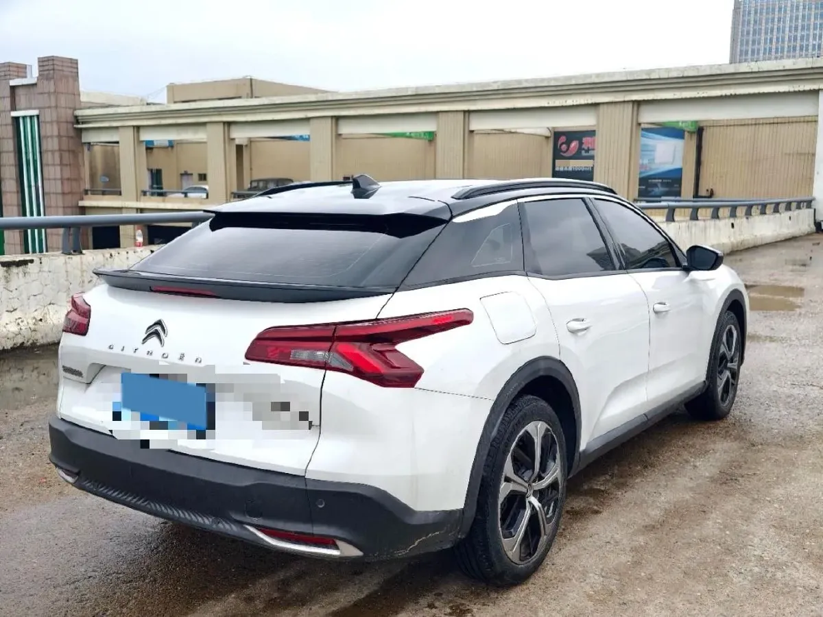 2022 Citroen C5 X 1.6T 175HP L4 8AT,autocango,china used car exporter,china ev exporter,chinese used car exporter,chinese used ev exporter