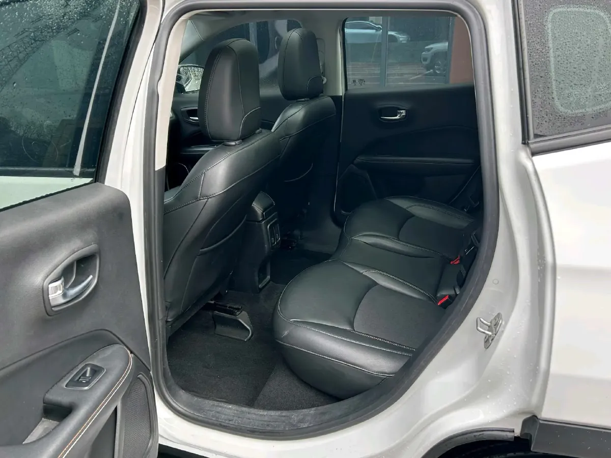 2019 Jeep Compass 1.3T 173HP L4 7DCT,autocango,china used car exporter,china ev exporter,chinese used car exporter,chinese used ev exporter