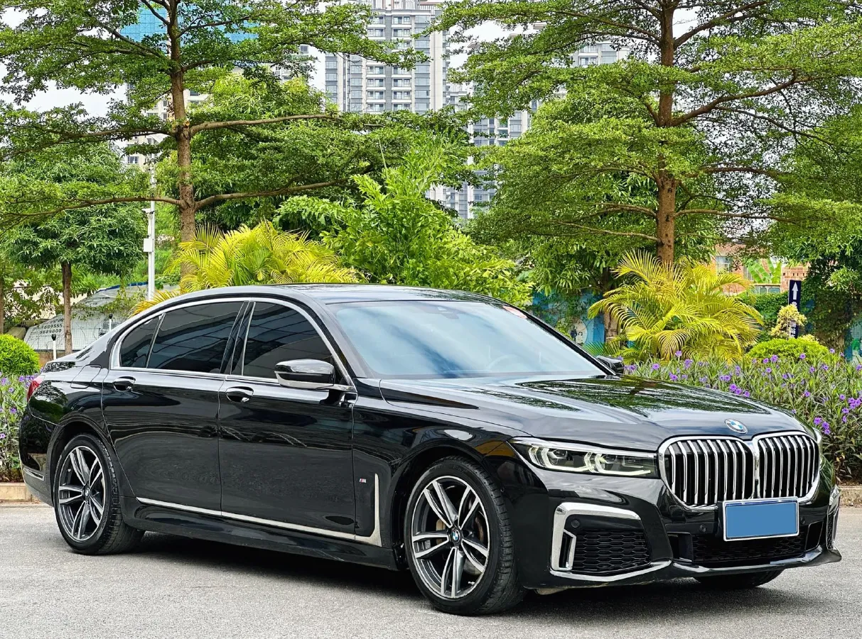 2021 BMW 7 Series 2.0T 265HP L4 8AT,autocango,china used car exporter,china ev exporter,chinese used car exporter,chinese used ev exporter