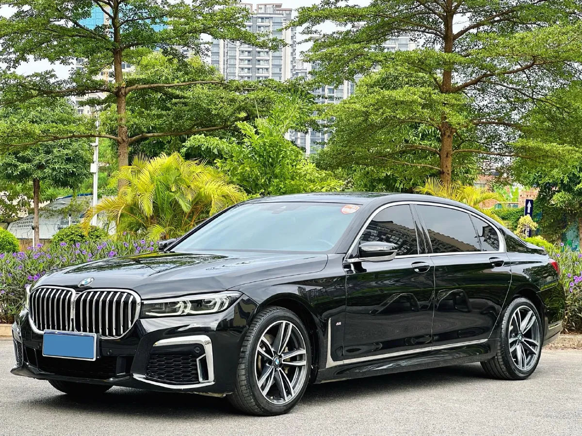 2021 BMW 7 Series 2.0T 265HP L4 8AT,autocango,china used car exporter,china ev exporter,chinese used car exporter,chinese used ev exporter