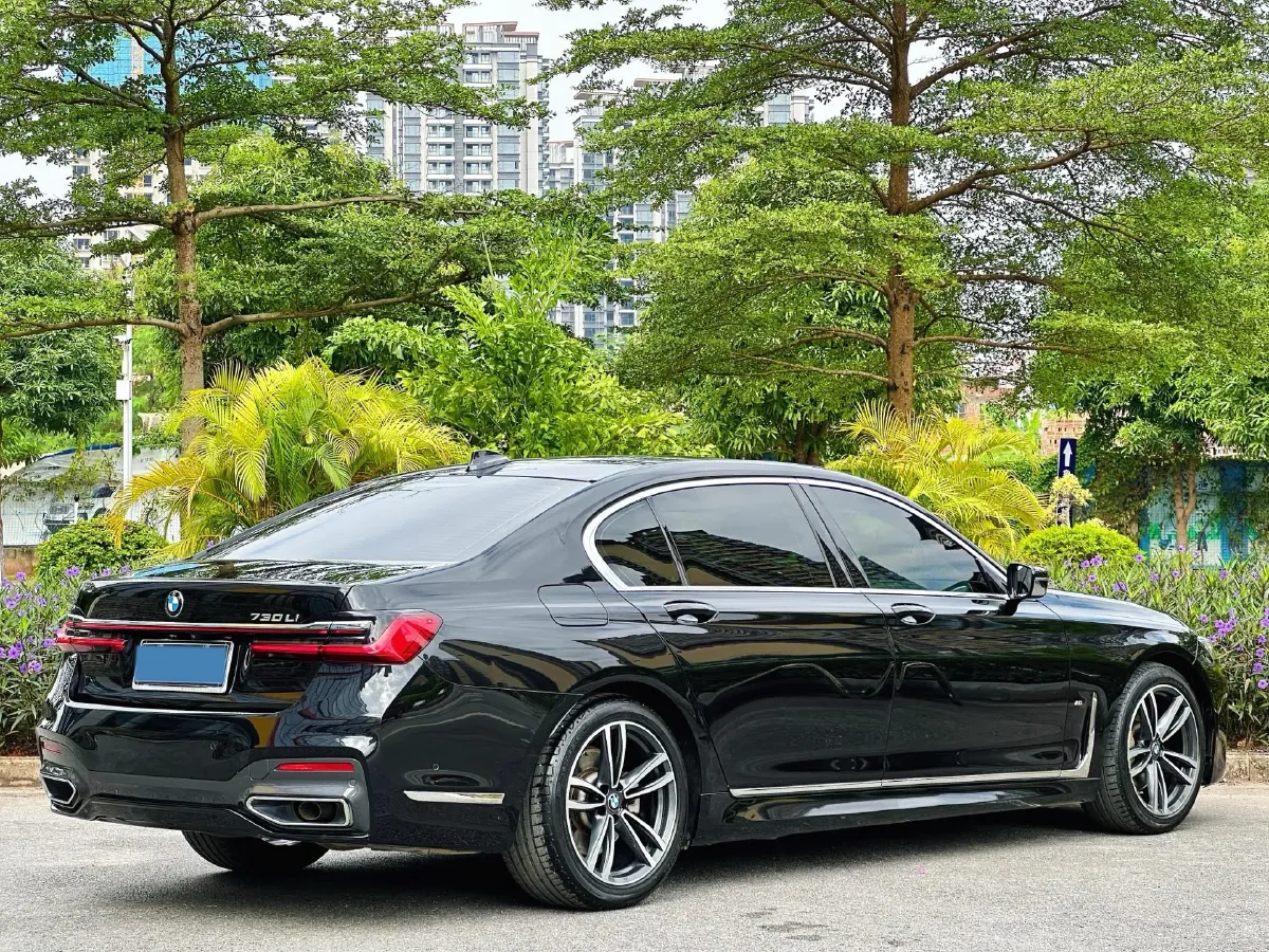 2021 BMW 7 Series 2.0T 265HP L4 8AT,autocango,china used car exporter,china ev exporter,chinese used car exporter,chinese used ev exporter