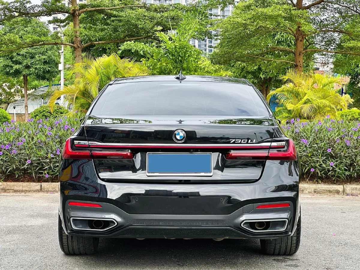 2021 BMW 7 Series 2.0T 265HP L4 8AT,autocango,china used car exporter,china ev exporter,chinese used car exporter,chinese used ev exporter