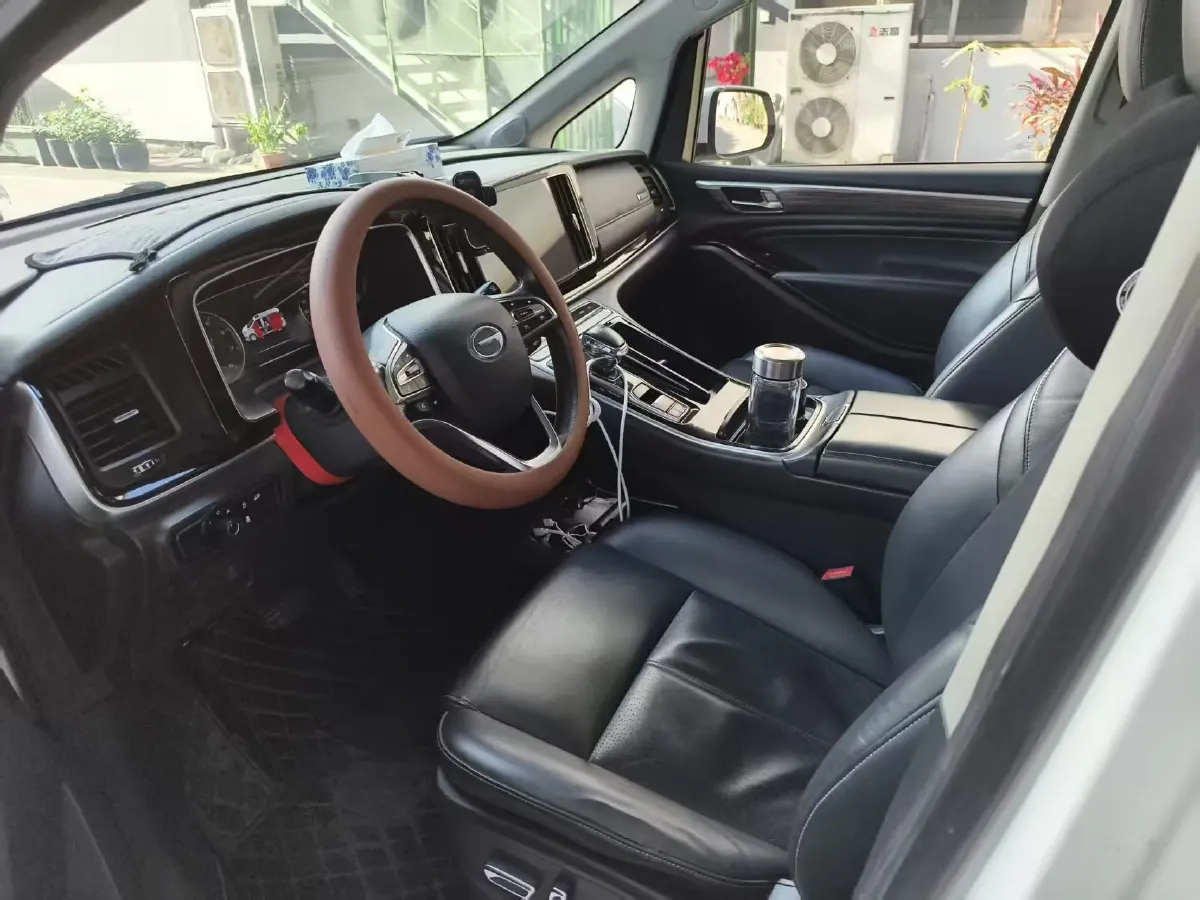 2021 GAC Trumpchi M8 2.0T 252HP L4 8AT,autocango,china used car exporter,china ev exporter,chinese used car exporter,chinese used ev exporter