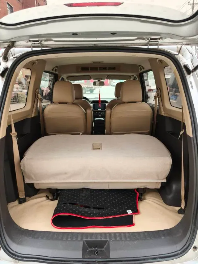 2021 WuLing HongGuang 1.5L 99HP L4 6MT,autocango,china used car exporter,china ev exporter,chinese used car exporter,chinese used ev exporter