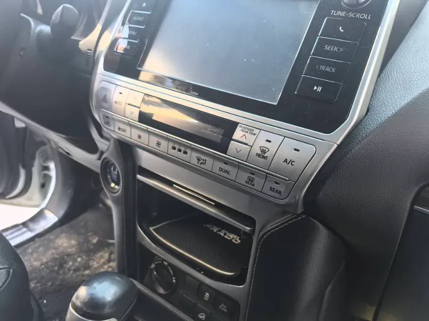 2018 Toyota Land Cruiser Prado 3.5L 280HP V6 6AT,autocango,china used car exporter,china ev exporter,chinese used car exporter,chinese used ev exporter