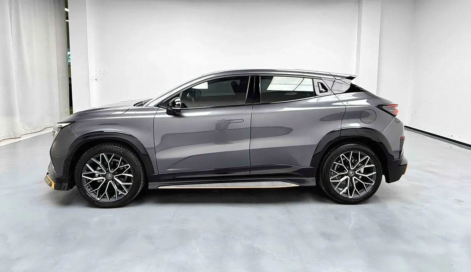 2022 ChangAn UNI-T 1.5T 188HP L4 7DCT,autocango,china used car exporter,china ev exporter,chinese used car exporter,chinese used ev exporter