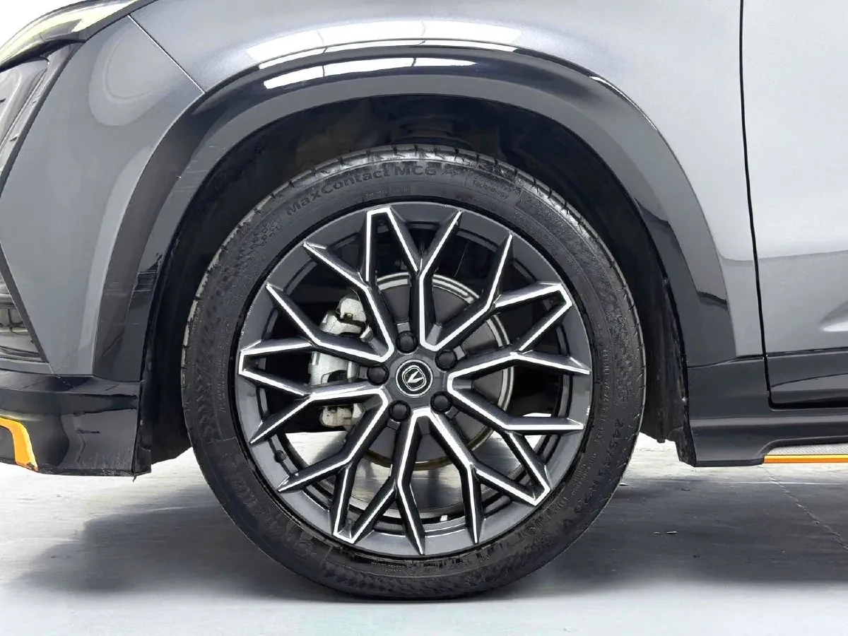 2022 ChangAn UNI-T 1.5T 188HP L4 7DCT,autocango,china used car exporter,china ev exporter,chinese used car exporter,chinese used ev exporter