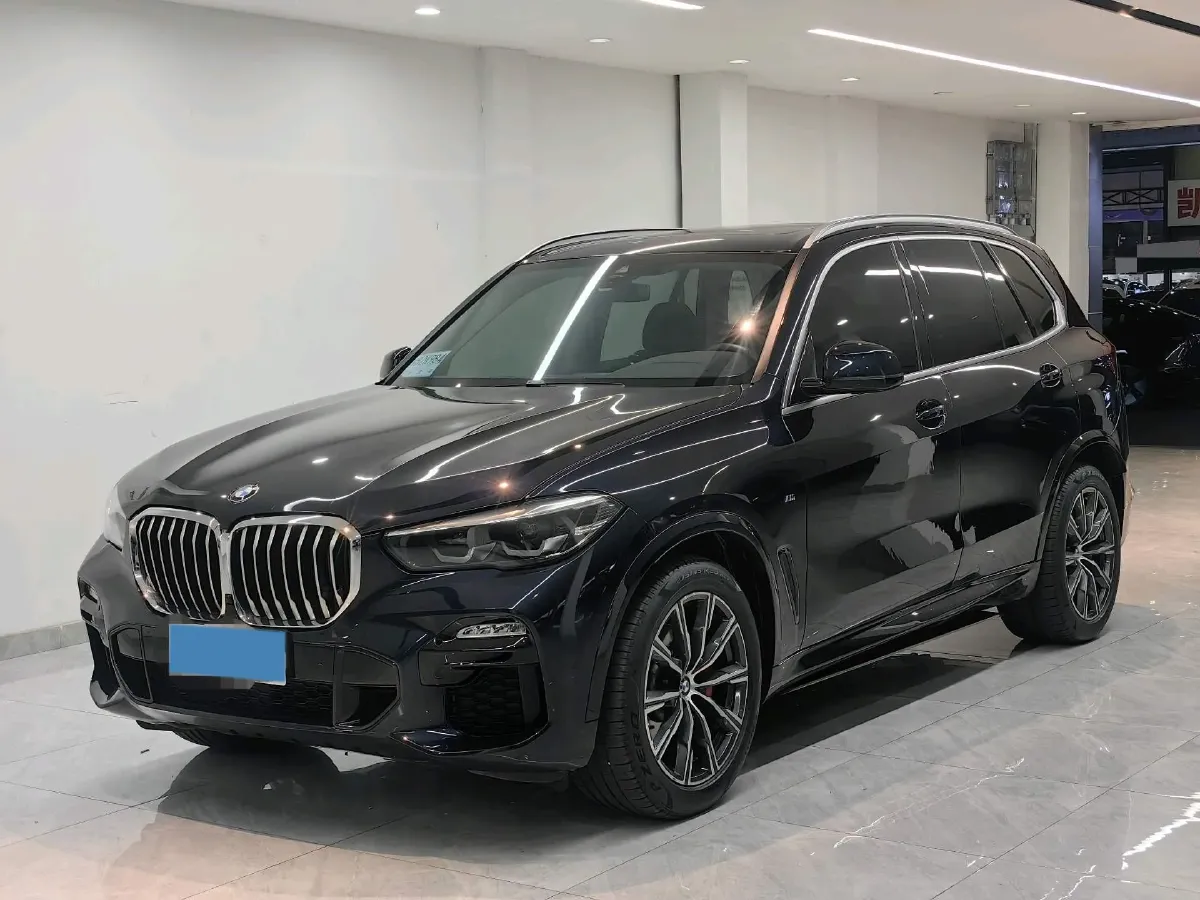 2021 BMW X5 2.0T 265HP L4 8AT,autocango,china used car exporter,china ev exporter,chinese used car exporter,chinese used ev exporter