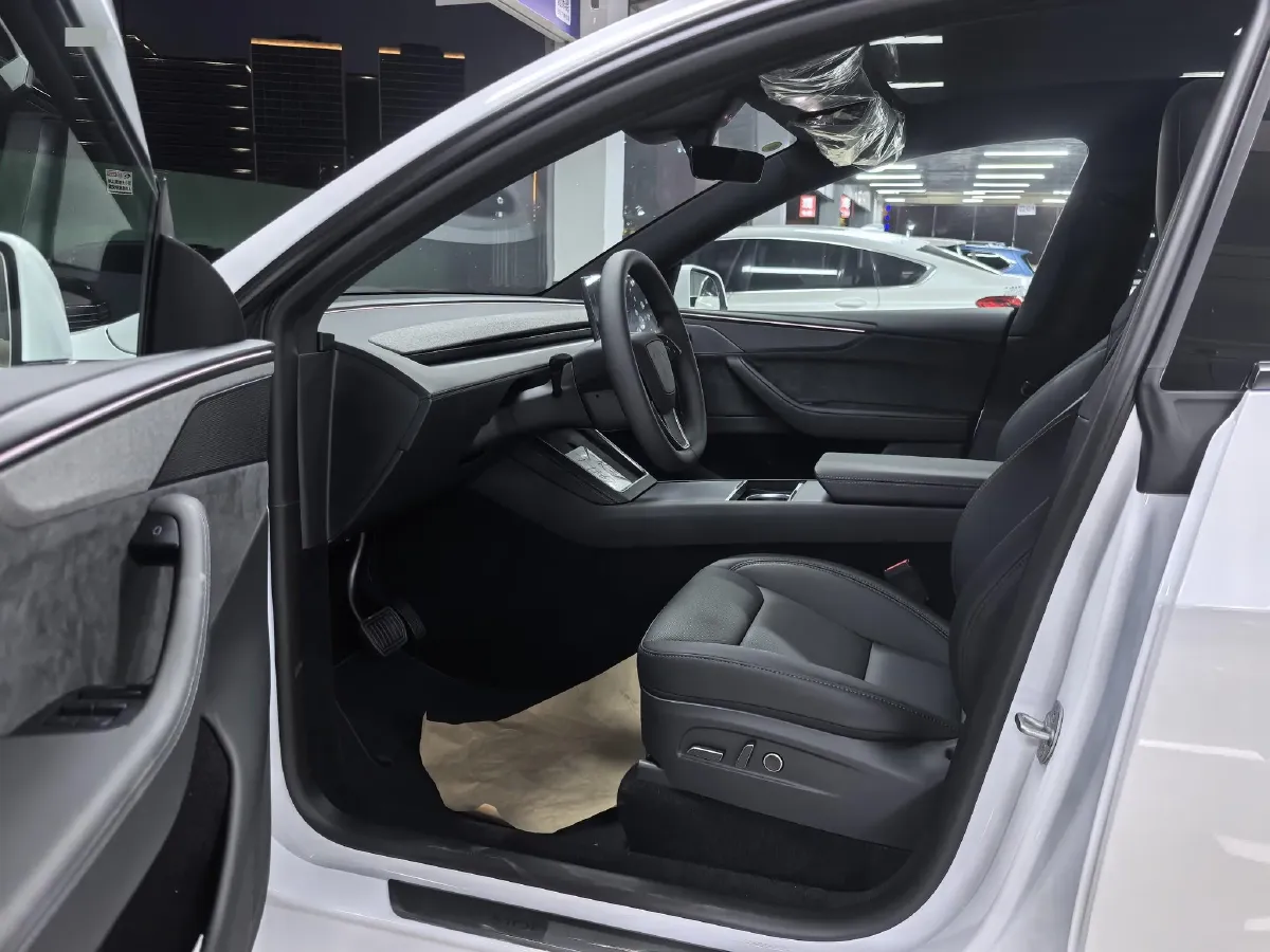 2026 Tesla Model Y BEV,autocango,china used car exporter,china ev exporter,chinese used car exporter,chinese used ev exporter