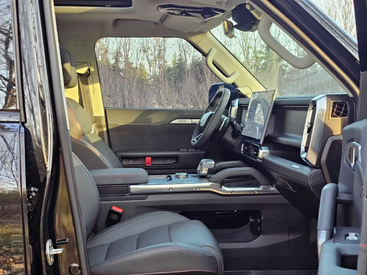 2023 Jetour Traveller 1.5T 184HP L4 7DCT,autocango,china used car exporter,china ev exporter,chinese used car exporter,chinese used ev exporter