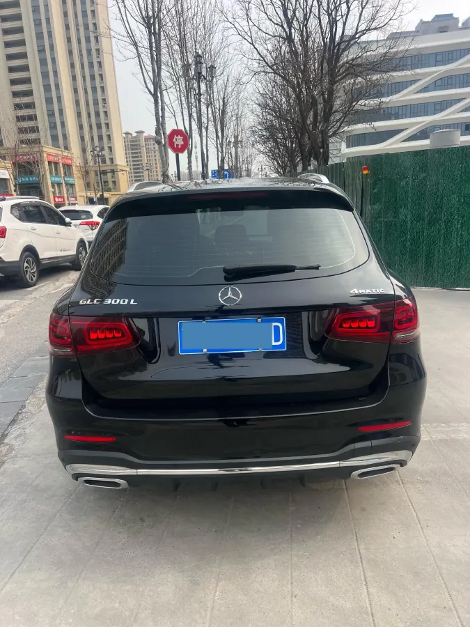 2022 Mercedes-Benz GLC Class 2.0T 258HP L4 9AT,autocango,china used car exporter,china ev exporter,chinese used car exporter,chinese used ev exporter
