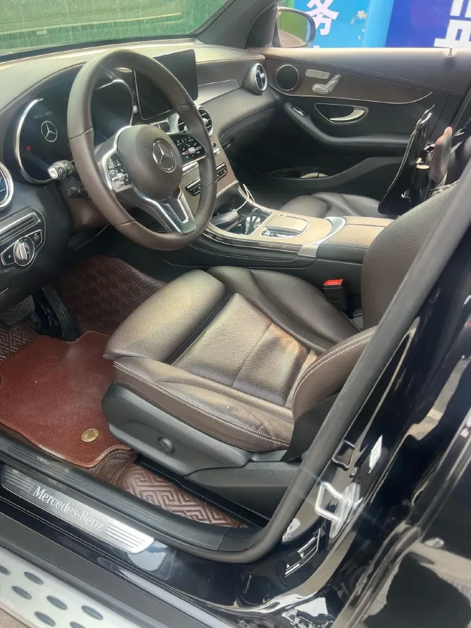 2022 Mercedes-Benz GLC Class 2.0T 258HP L4 9AT,autocango,china used car exporter,china ev exporter,chinese used car exporter,chinese used ev exporter
