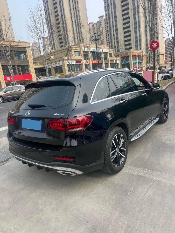 2022 Mercedes-Benz GLC Class 2.0T 258HP L4 9AT,autocango,china used car exporter,china ev exporter,chinese used car exporter,chinese used ev exporter