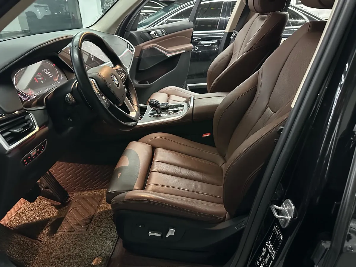 2020 BMW X5 2.0T 265HP L4 8AT,autocango,china used car exporter,china ev exporter,chinese used car exporter,chinese used ev exporter