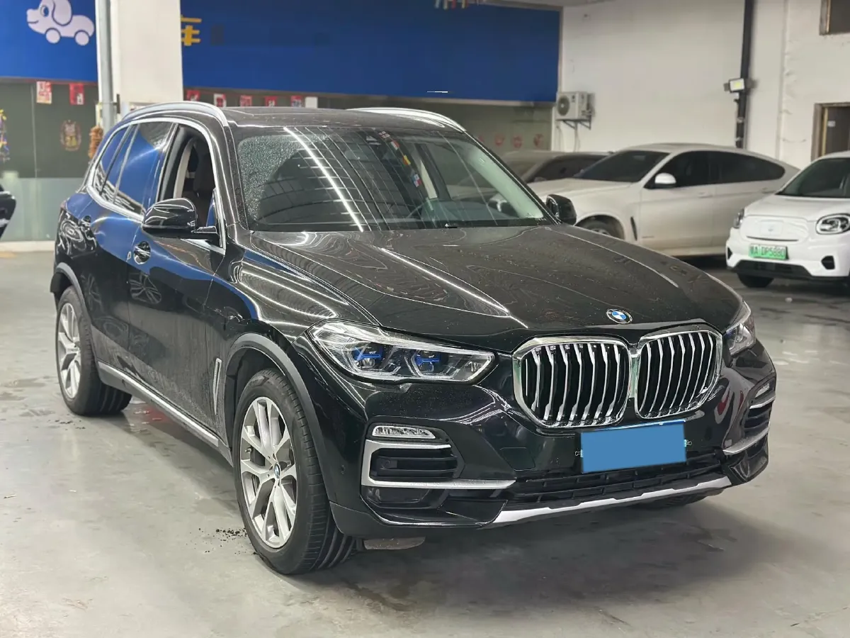 2020 BMW X5 2.0T 265HP L4 8AT,autocango,china used car exporter,china ev exporter,chinese used car exporter,chinese used ev exporter