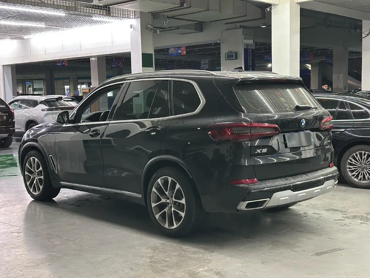 2020 BMW X5 2.0T 265HP L4 8AT,autocango,china used car exporter,china ev exporter,chinese used car exporter,chinese used ev exporter