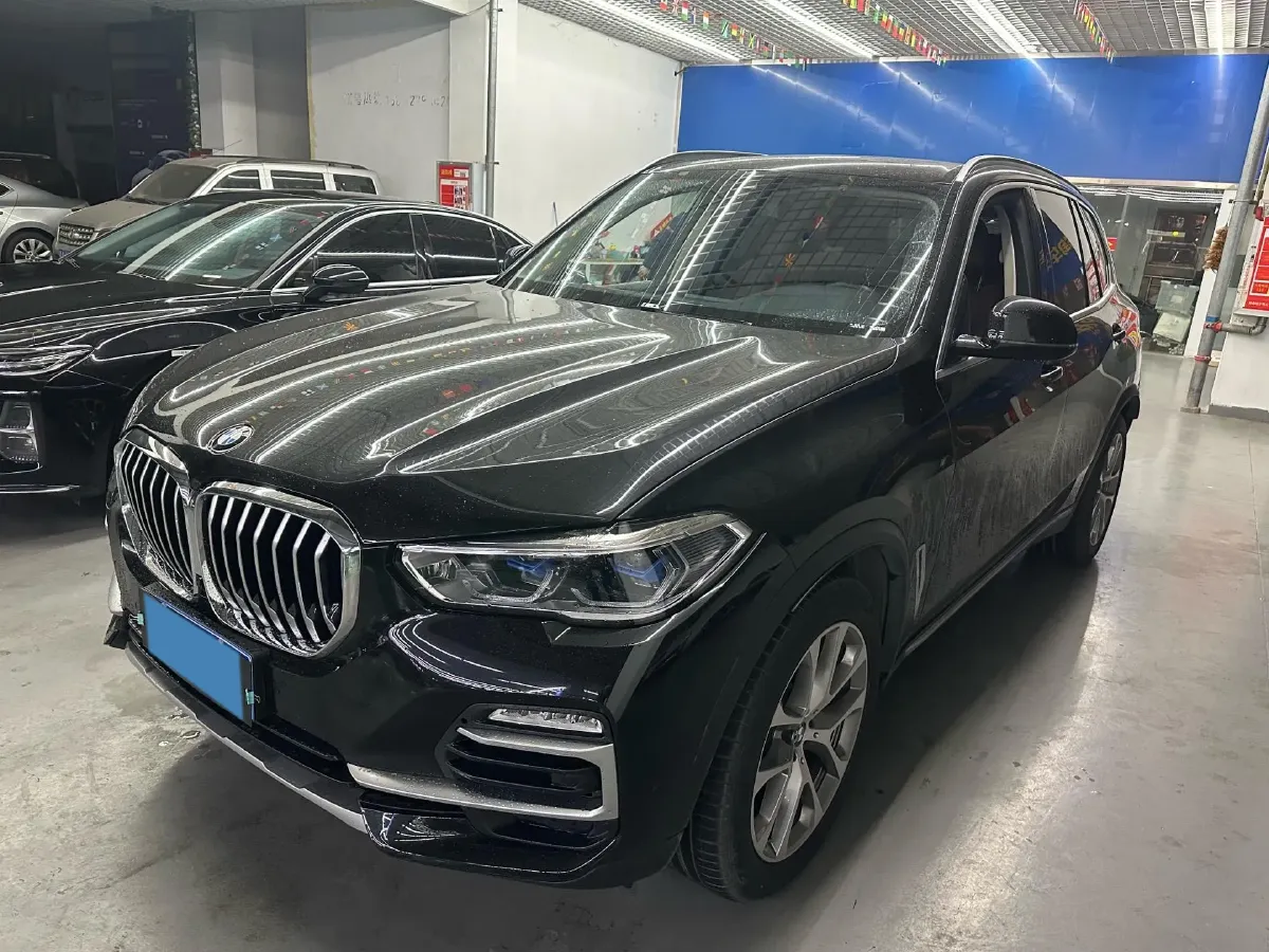2020 BMW X5 2.0T 265HP L4 8AT,autocango,china used car exporter,china ev exporter,chinese used car exporter,chinese used ev exporter