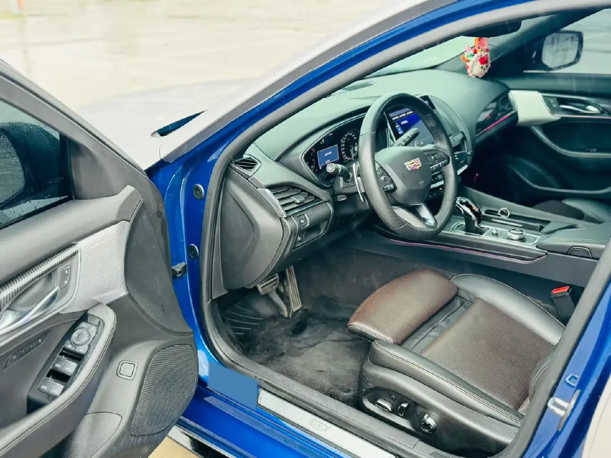 2021 Cadillac CT5 2.0T 237HP L4 10AT,autocango,china used car exporter,china ev exporter,chinese used car exporter,chinese used ev exporter