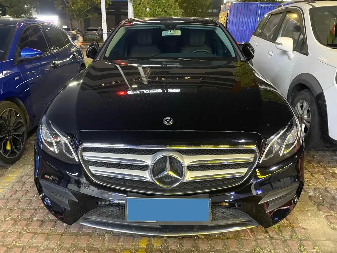 2020 Mercedes-Benz E Class 1.5T 184HP L4 9AT,autocango,china used car exporter,china ev exporter,chinese used car exporter,chinese used ev exporter