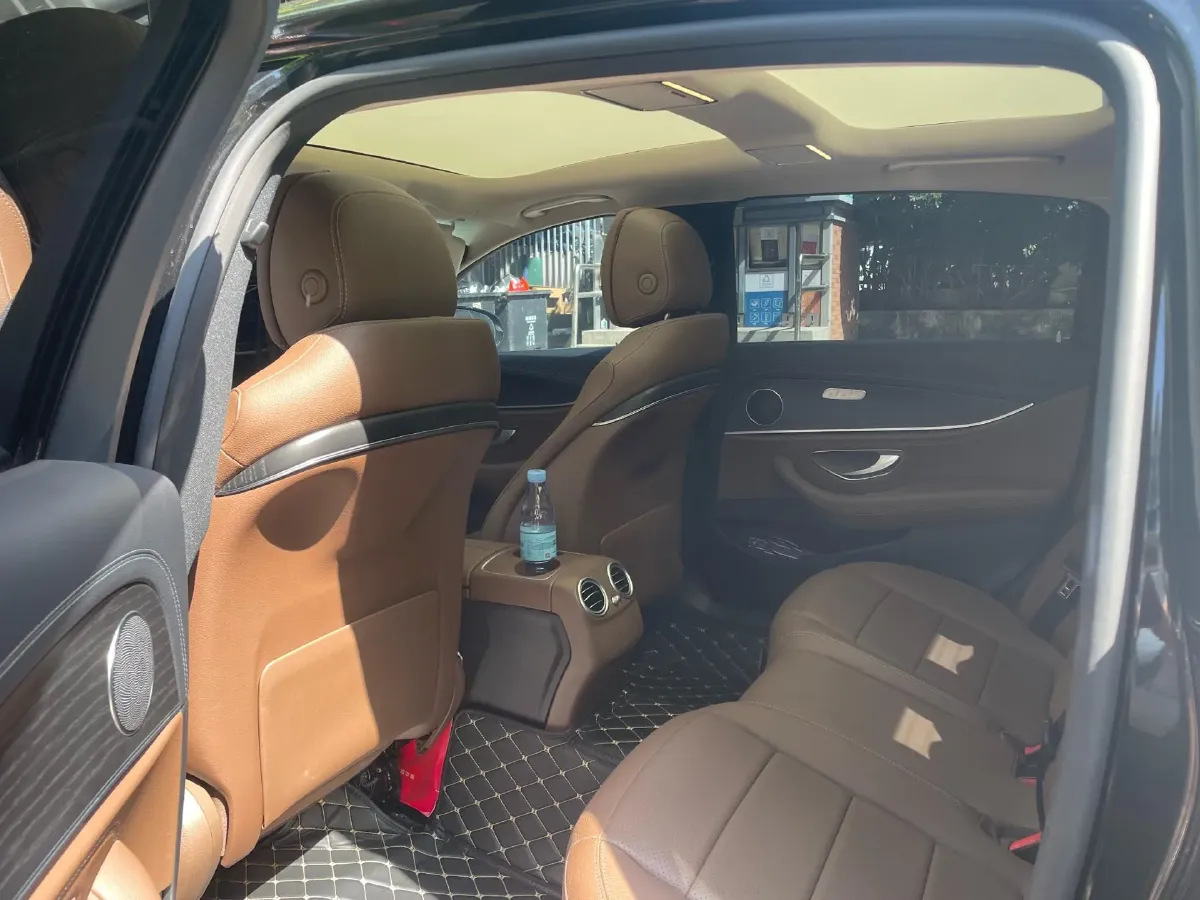 2020 Mercedes-Benz E Class 1.5T 184HP L4 9AT,autocango,china used car exporter,china ev exporter,chinese used car exporter,chinese used ev exporter