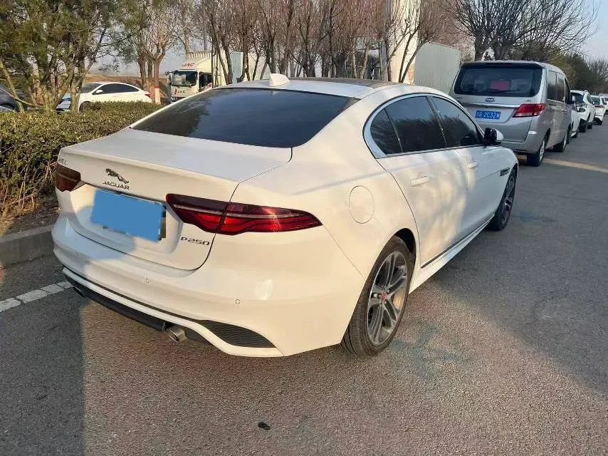 2024 Jaguar XEL 2.0T 250HP L4 8AT,autocango,china used car exporter,china ev exporter,chinese used car exporter,chinese used ev exporter