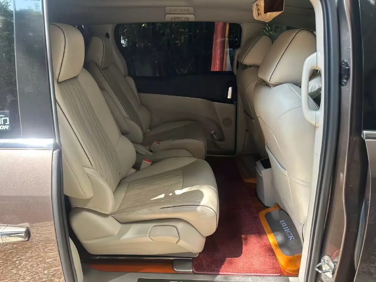 2021 Buick GL8 2.0T 237HP L4 9AT,autocango,china used car exporter,china ev exporter,chinese used car exporter,chinese used ev exporter