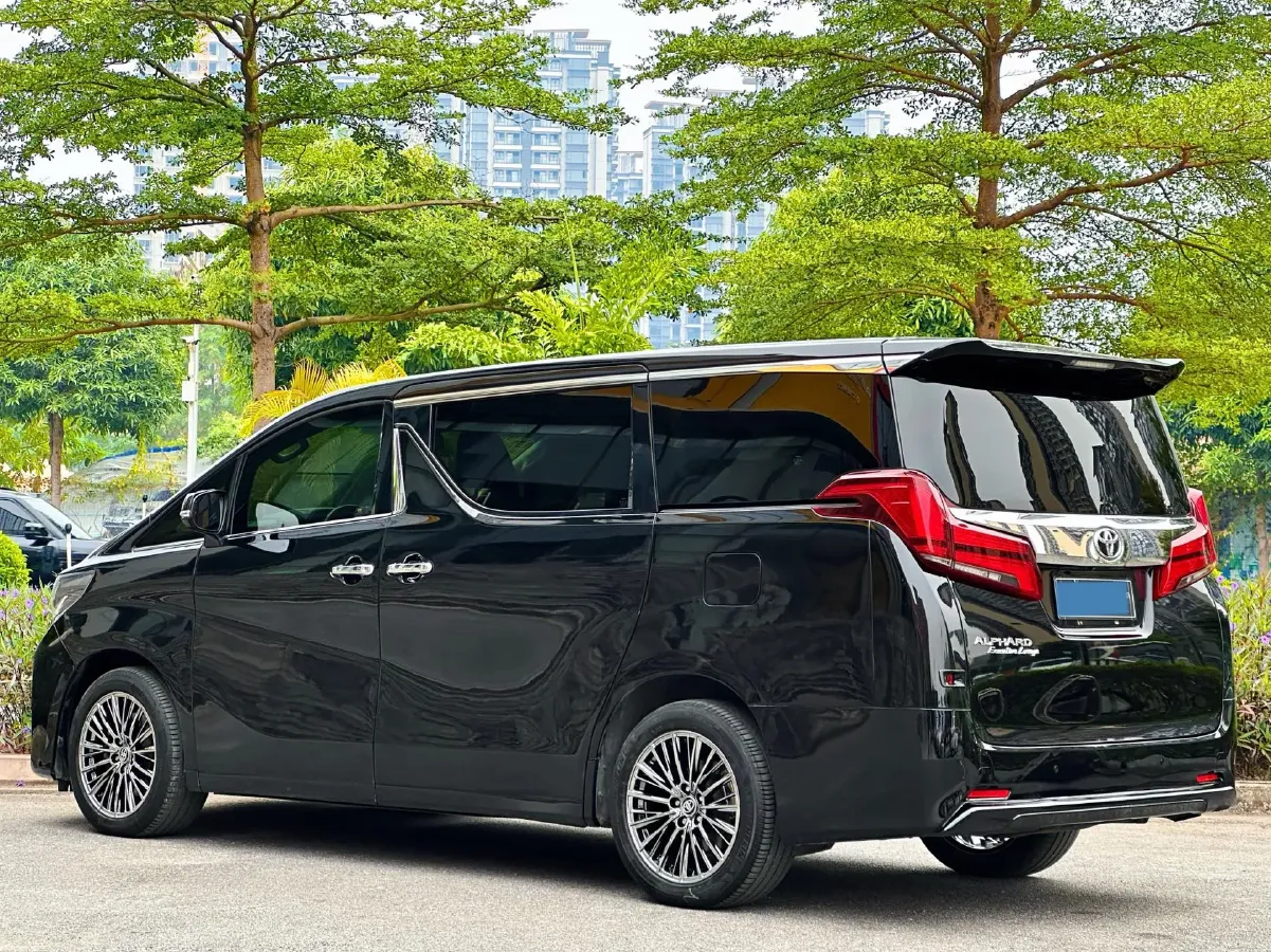 2018 Toyota Alphard 3.5L 301HP V6 8AT,autocango,china used car exporter,china ev exporter,chinese used car exporter,chinese used ev exporter