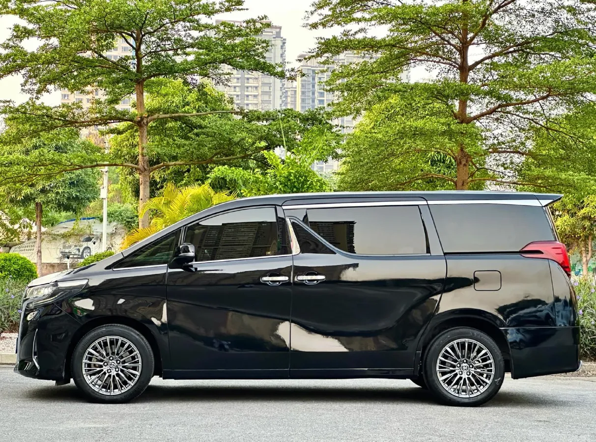 2018 Toyota Alphard 3.5L 301HP V6 8AT,autocango,china used car exporter,china ev exporter,chinese used car exporter,chinese used ev exporter