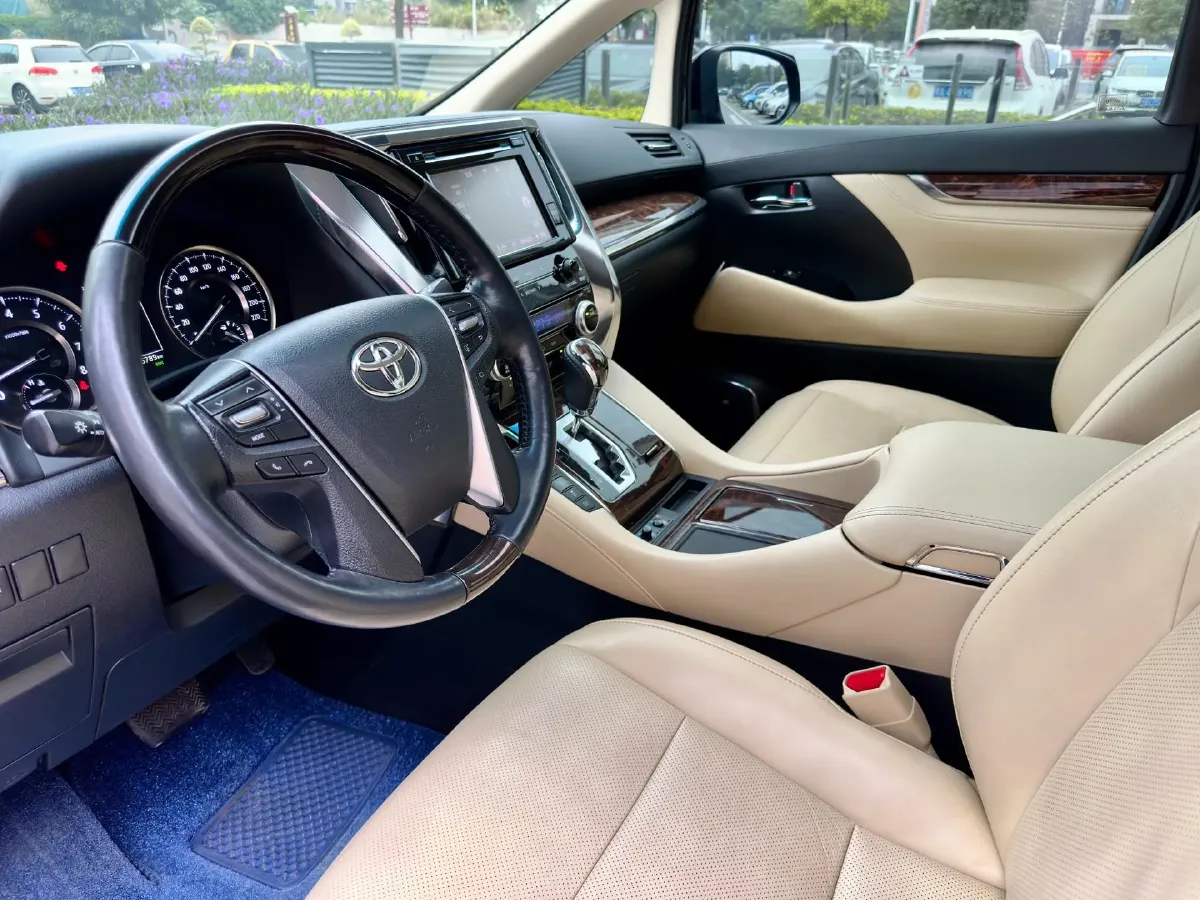 2018 Toyota Alphard 3.5L 301HP V6 8AT,autocango,china used car exporter,china ev exporter,chinese used car exporter,chinese used ev exporter