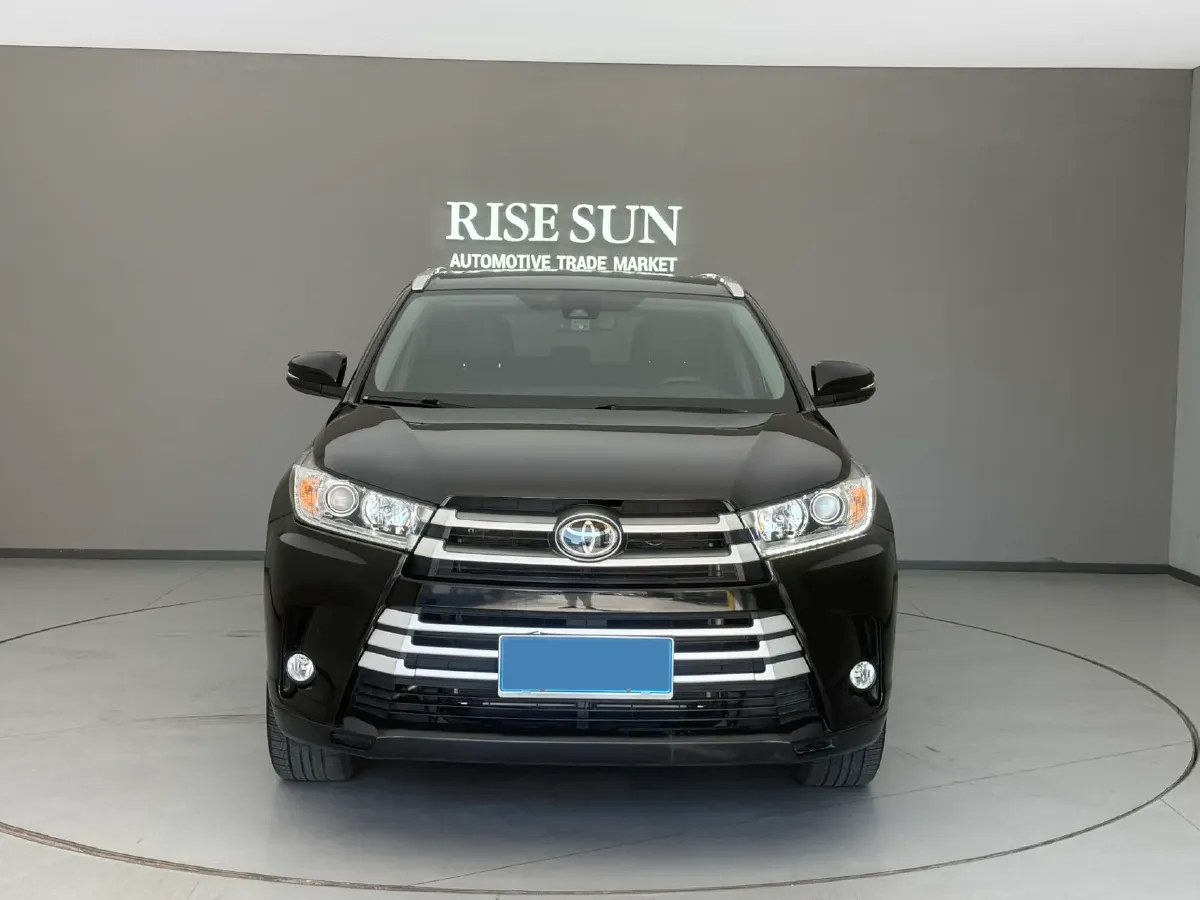 2021 Toyota Highlander 2.0T 220HP L4 6AT,autocango,china used car exporter,china ev exporter,chinese used car exporter,chinese used ev exporter