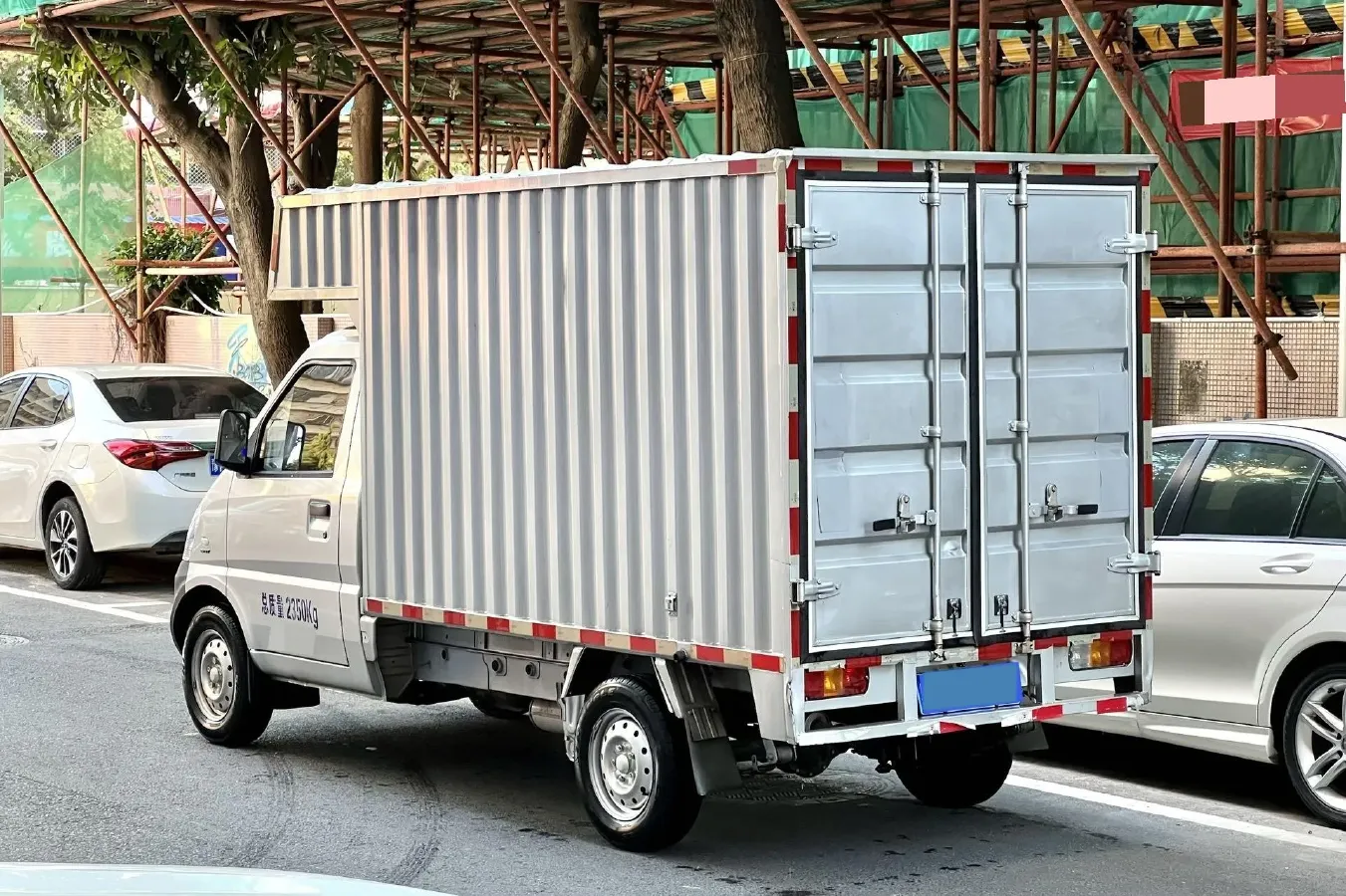 2021 WuLing RongGuang Mini Truck 1.5L 99HP L4 5MT,autocango,china used car exporter,china ev exporter,chinese used car exporter,chinese used ev exporter