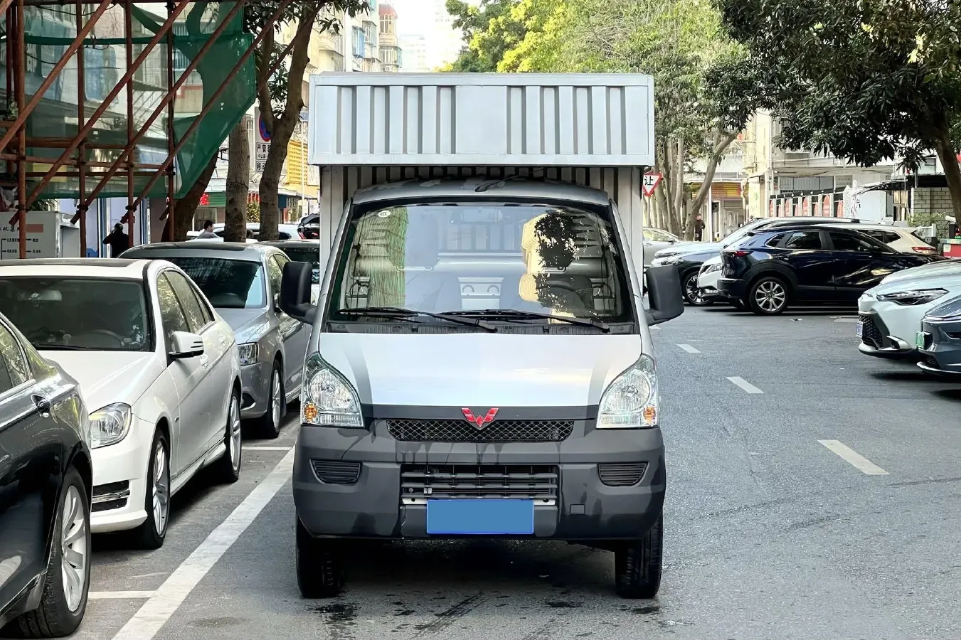 2021 WuLing RongGuang Mini Truck 1.5L 99HP L4 5MT,autocango,china used car exporter,china ev exporter,chinese used car exporter,chinese used ev exporter