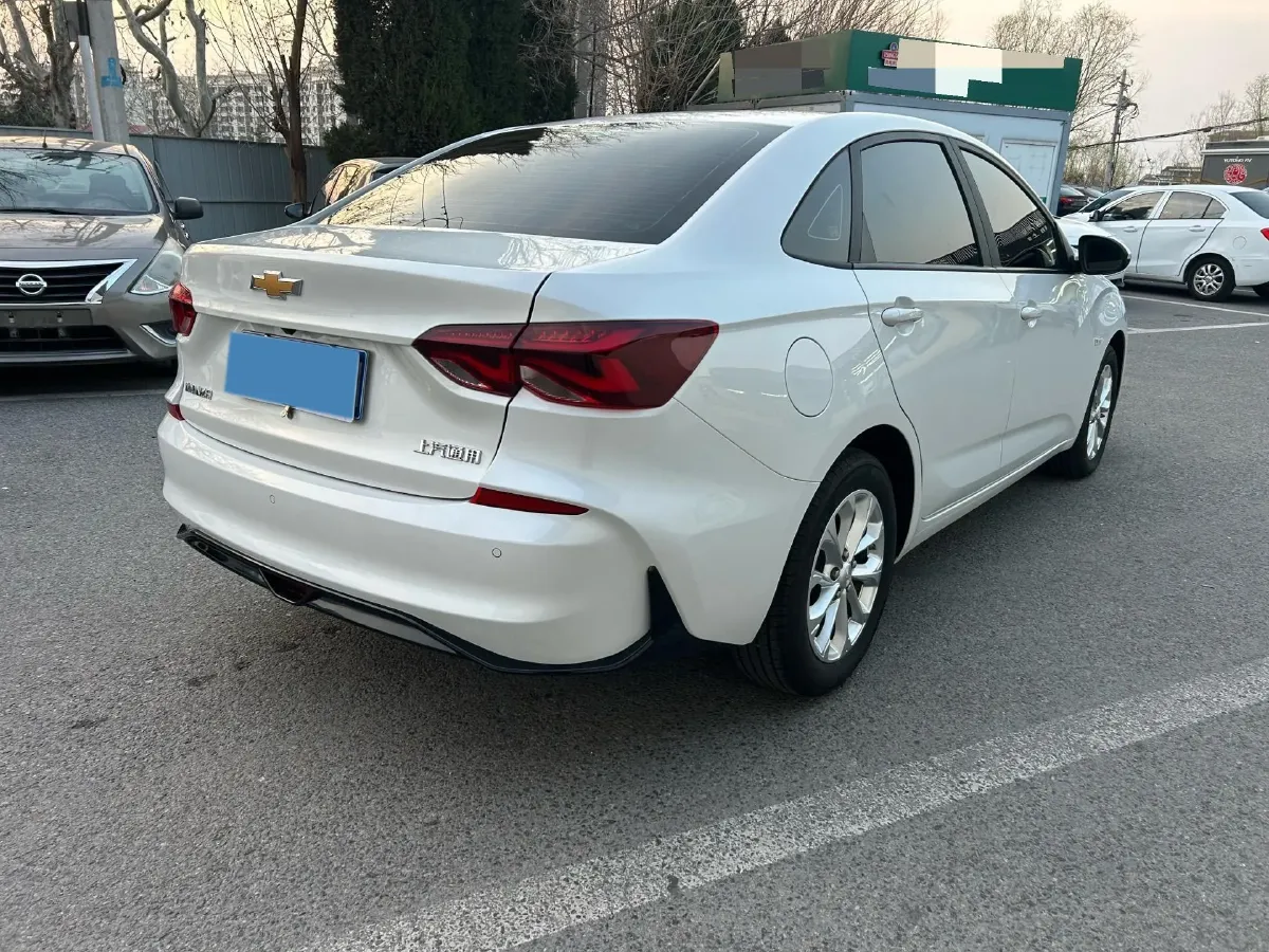 2024 Chevrolet Monza 1.5L 113HP L4 6DCT,autocango,china used car exporter,china ev exporter,chinese used car exporter,chinese used ev exporter