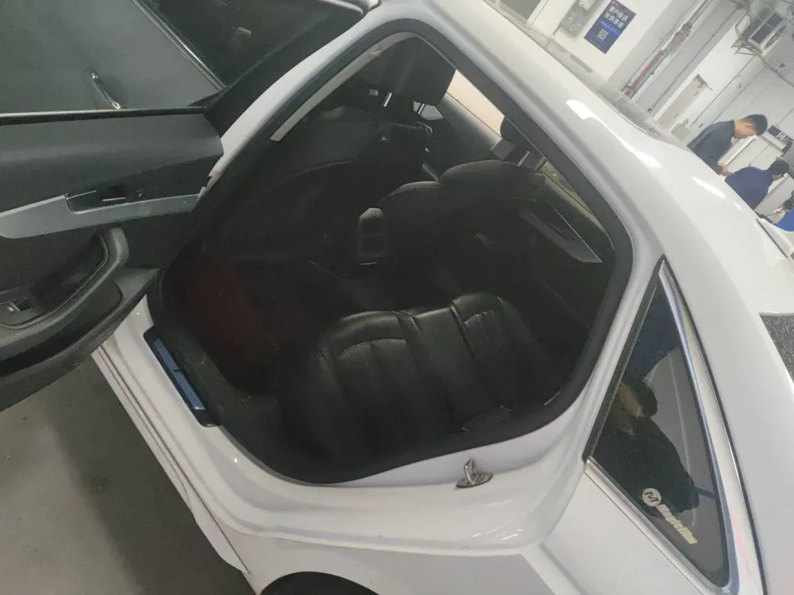 2022 Audi A4L 2.0T 190HP L4 7DCT,autocango,china used car exporter,china ev exporter,chinese used car exporter,chinese used ev exporter