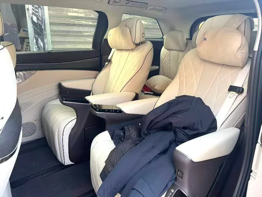 2024 Denza D9 1.5T 139HP L4 E-CVT PHEV 40KWH,autocango,china used car exporter,china ev exporter,chinese used car exporter,chinese used ev exporter