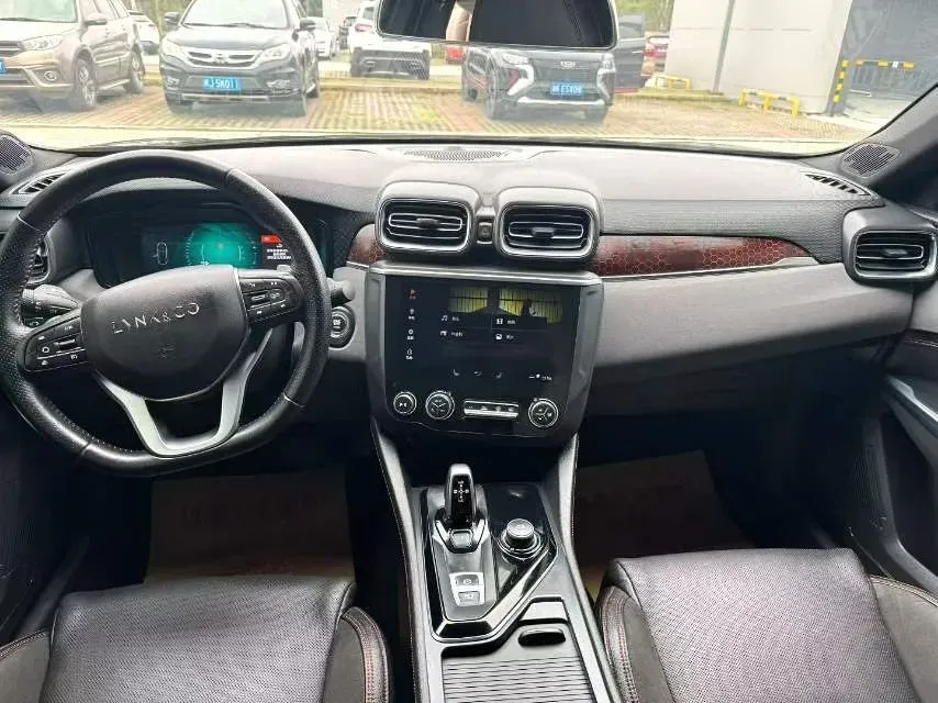 2018 LYNK&CO 03 1.5T 180HP L3 7DCT,autocango,china used car exporter,china ev exporter,chinese used car exporter,chinese used ev exporter