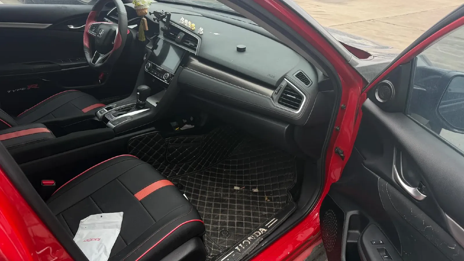 2019 Honda Civic 1.5T 177HP L4 CVT,autocango,china used car exporter,china ev exporter,chinese used car exporter,chinese used ev exporter