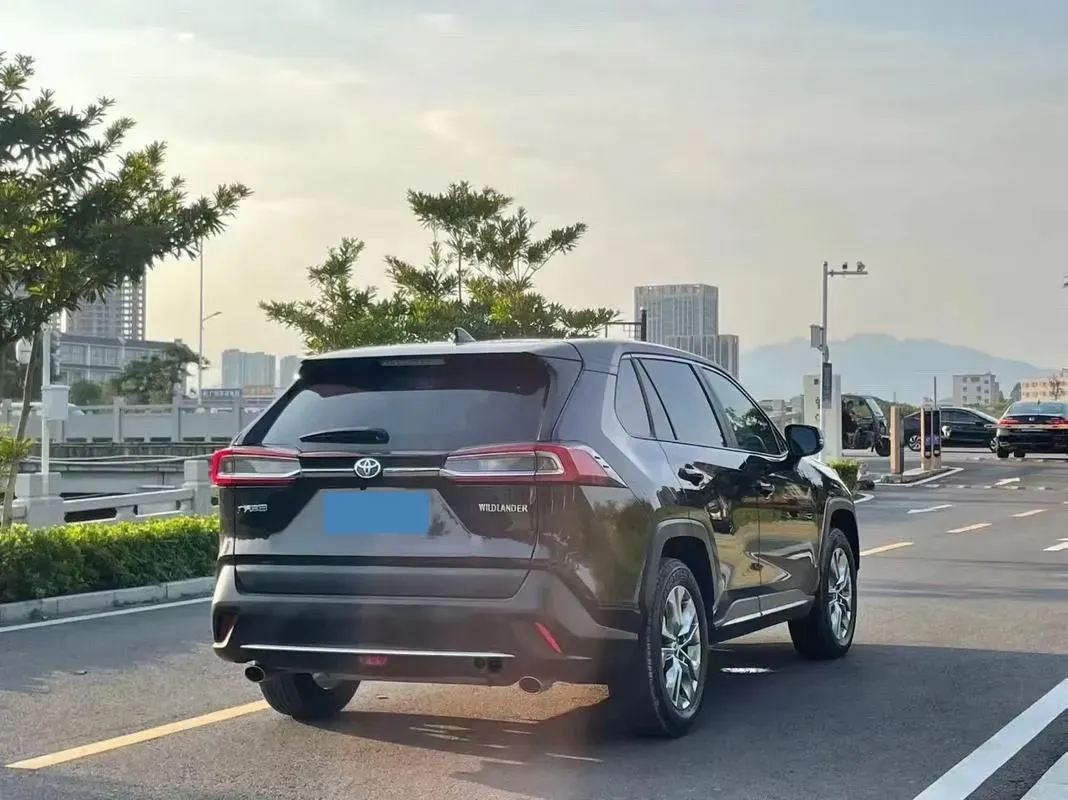 2022 Toyota Wildlander 2.0L 171HP L4 CVT,autocango,china used car exporter,china ev exporter,chinese used car exporter,chinese used ev exporter