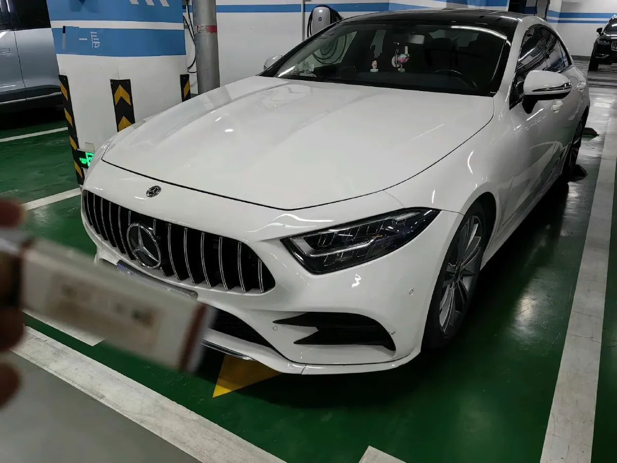 2018 Mercedes-Benz E Class 2.0T 184HP L4 9AT,autocango,china used car exporter,china ev exporter,chinese used car exporter,chinese used ev exporter