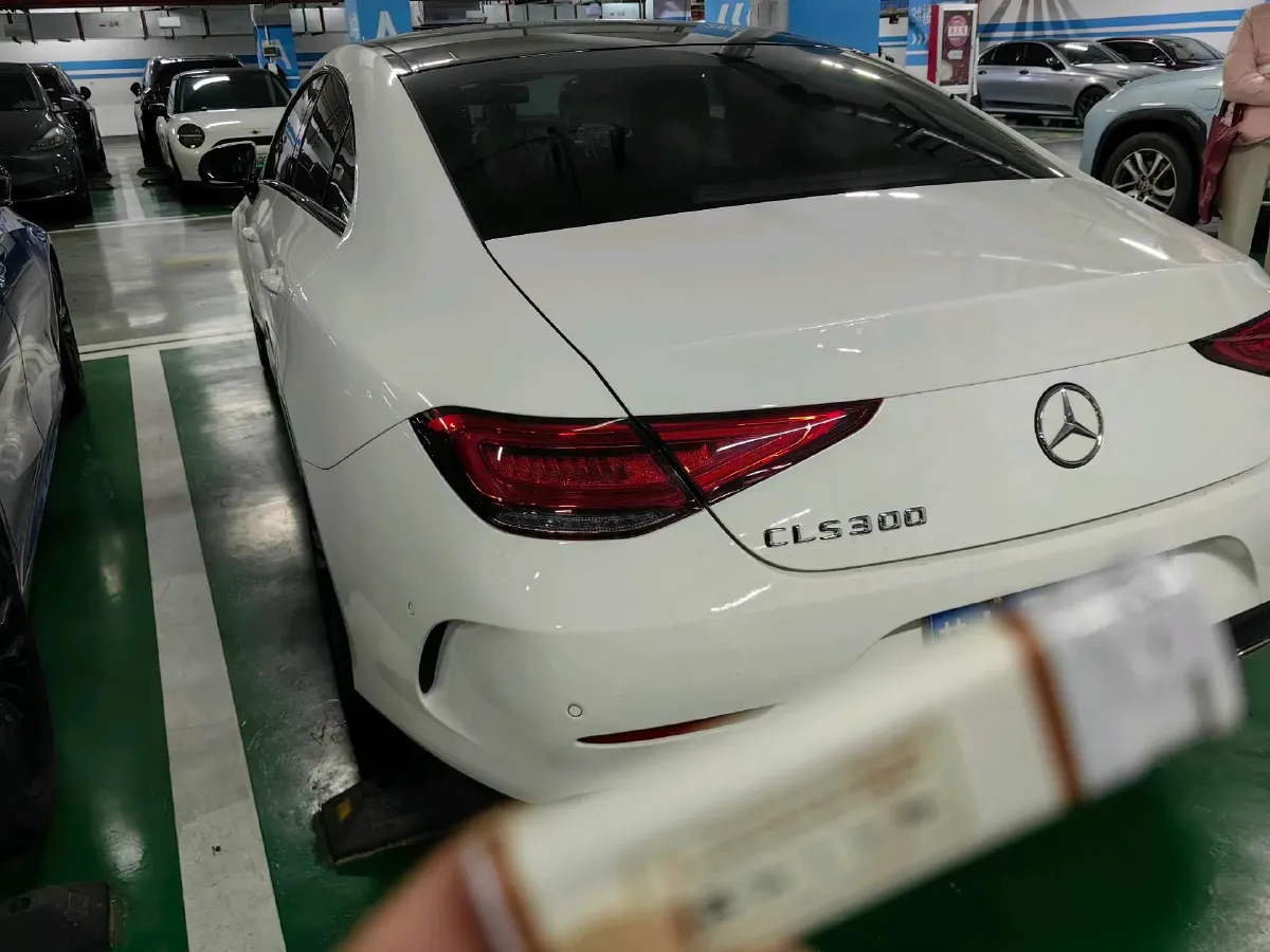 2018 Mercedes-Benz E Class 2.0T 184HP L4 9AT,autocango,china used car exporter,china ev exporter,chinese used car exporter,chinese used ev exporter