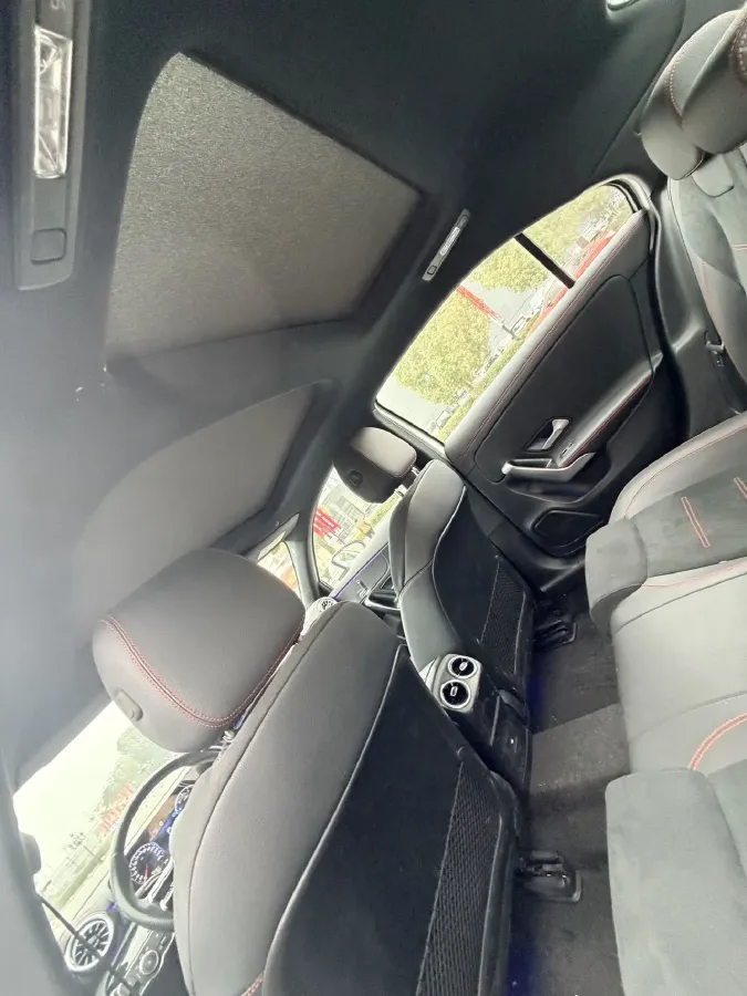 2024 Mercedes-Benz A Class 1.3T 163HP L4 7DCT,autocango,china used car exporter,china ev exporter,chinese used car exporter,chinese used ev exporter