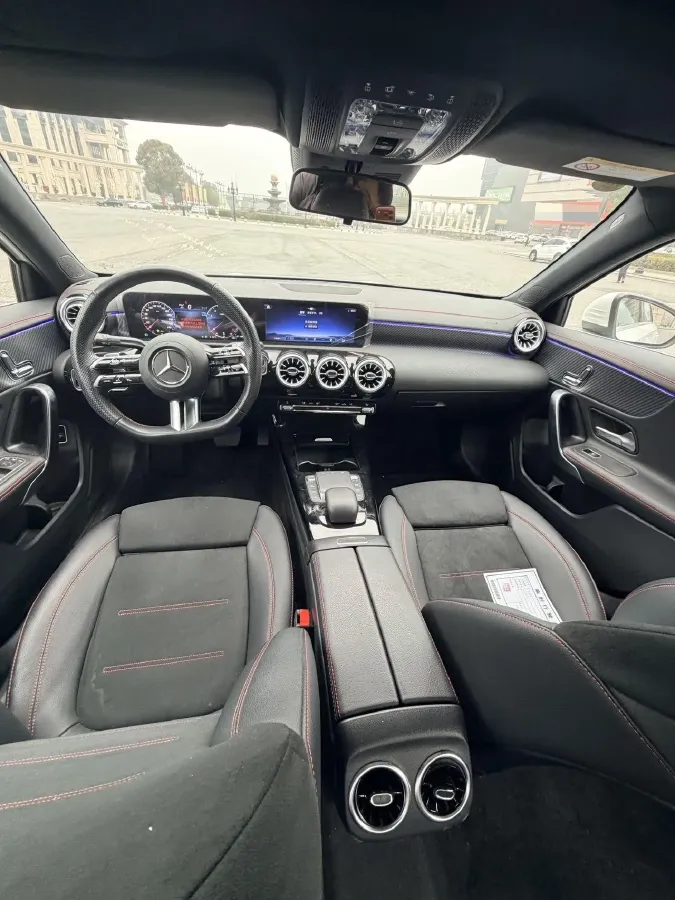 2024 Mercedes-Benz A Class 1.3T 163HP L4 7DCT,autocango,china used car exporter,china ev exporter,chinese used car exporter,chinese used ev exporter