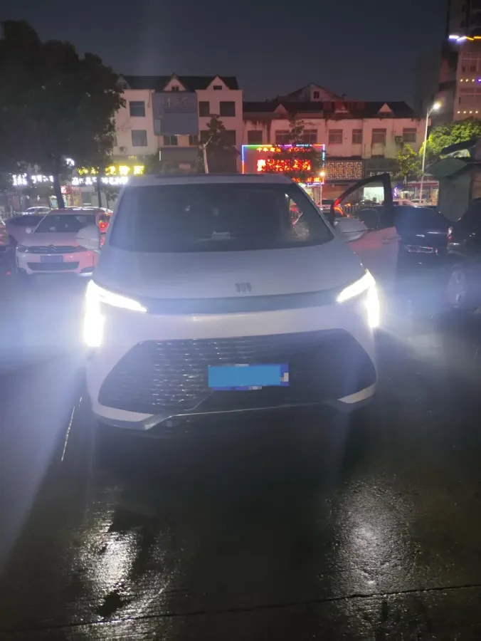 2023 Buick Century 2.0T 237HP L4 9AT,autocango,china used car exporter,china ev exporter,chinese used car exporter,chinese used ev exporter