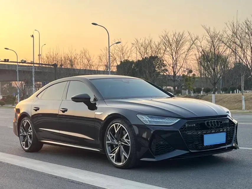 2024 Audi A7L 3.0T 340HP V6 7DCT,autocango,china used car exporter,china ev exporter,chinese used car exporter,chinese used ev exporter