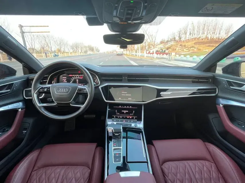 2024 Audi A7L 3.0T 340HP V6 7DCT,autocango,china used car exporter,china ev exporter,chinese used car exporter,chinese used ev exporter