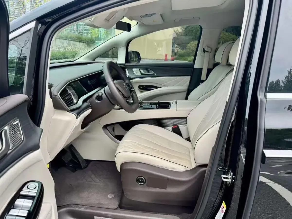 2024 Denza D9 1.5T 139HP L4 E-CVT PHEV 40KWH,autocango,china used car exporter,china ev exporter,chinese used car exporter,chinese used ev exporter